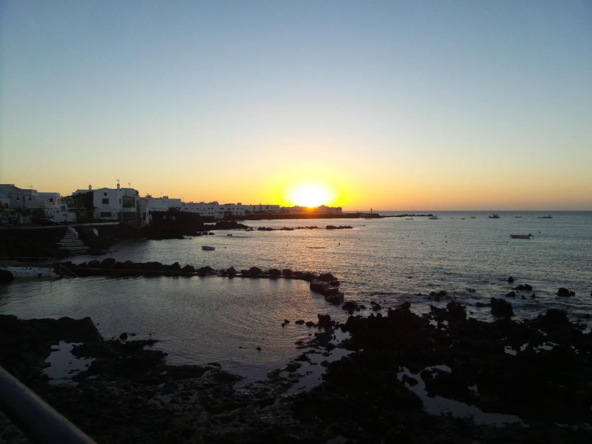 Marysol 1 Apartment With Terrace Close To The Sea Punta Mujeres Exterior photo